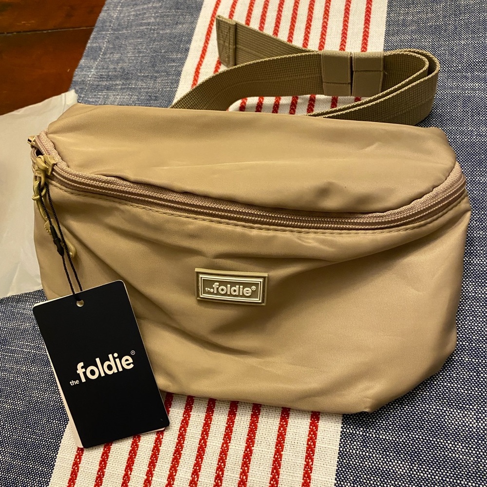 Foldie Beige Belt Bag